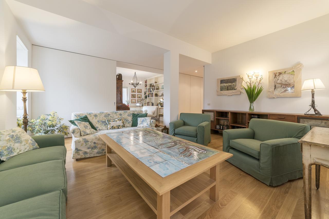 Micheli 4Pax Apartment With Terrace Rom Exterior foto